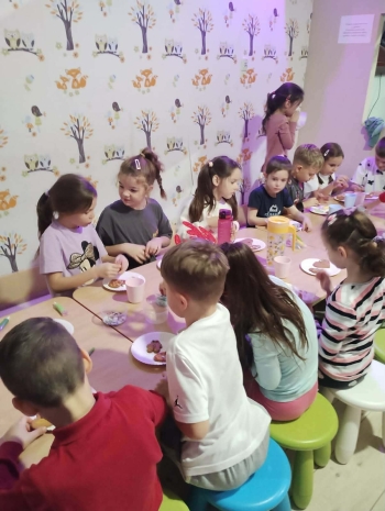 7c27531b-3d73-42ec-aaa0-0cea02847814