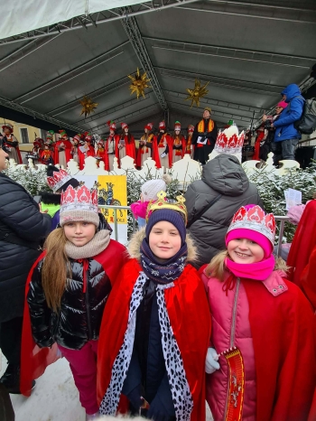 444a2efb-848c-478b-af73-dd0cfdb4560a