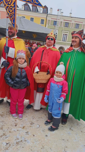 10a6ee43-25d6-41e7-b252-e87c2c466008