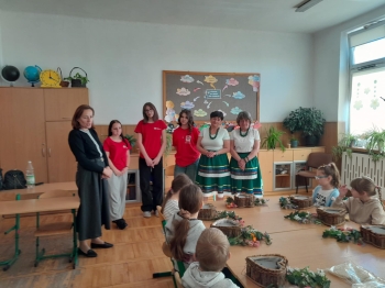 57fe370a-659b-4f8a-b45a-501b3266a918