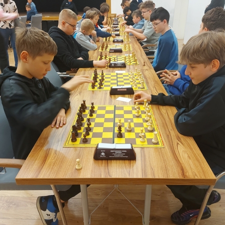Grali w szachy – Lubelska Wojewódzka Liga Juniorów w Lubartowie